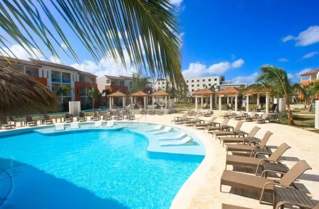 Now Garden Punta Cana swimming pool